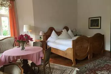 Отель Kolbergarten