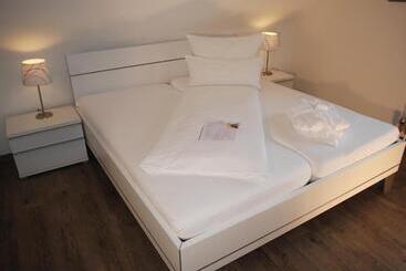 בית מלון כפרי Alt Warburg