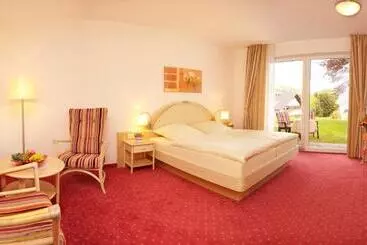 ホテル & Ferienappartements Edelweiss