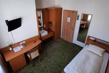 Отель Ruthmann Rheinblick Garni