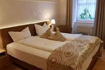 בית מלון כפרי Zum Anker Thulls Restaurant