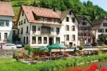 호텔 Zur Alten Brücke