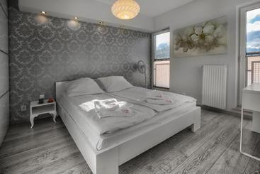 Жильё для туристов Apartamenty Aparts