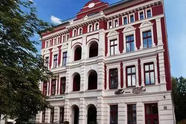 Szálloda Villagarden Dyplomat