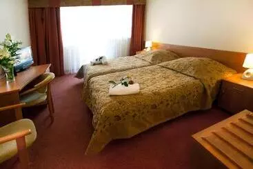 Hotelli Jantar Medical Spa