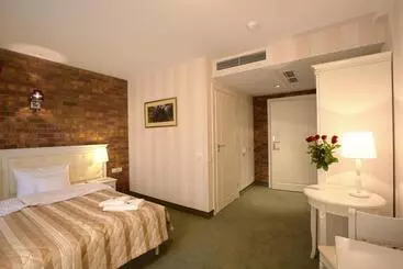 Otel Pensjonat Kazimierski