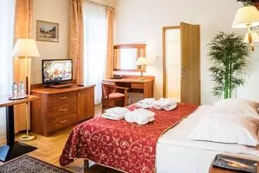 ホテル Restauracja Caspar