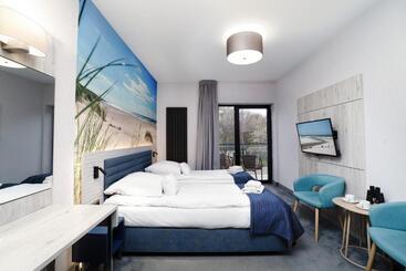 هتل Restauracja Faleza