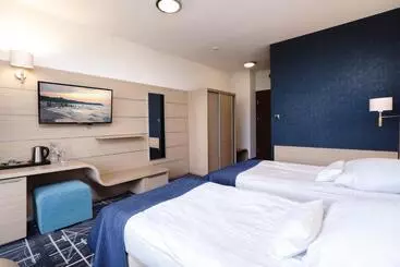 酒店 Restauracja Faleza