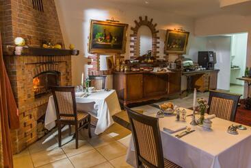 هتل آپارتمان Villa Red By Columbus Ustka