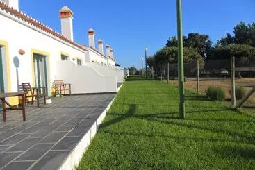 هتل Monte Carvalhal Da Rocha