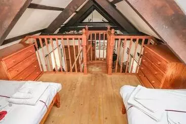 Bluebell Cottage
