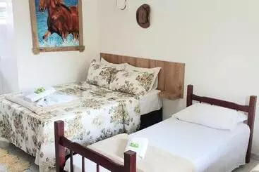 ホテル Pousada Alegria Do Cowboy