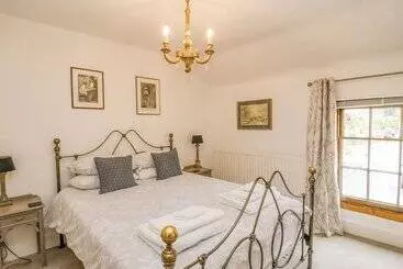 Queens Cottage