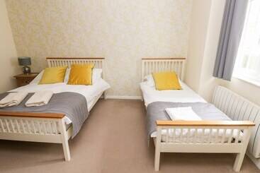 茅舍 4 Hanbury Lodge