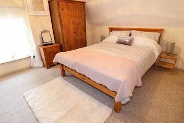 Manor Farm House Cottage