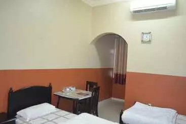 هتل Five Continents