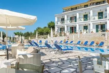 Majatalo Captain Spiros Studios