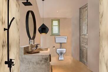 پانسیون Akrolithi Guesthouse