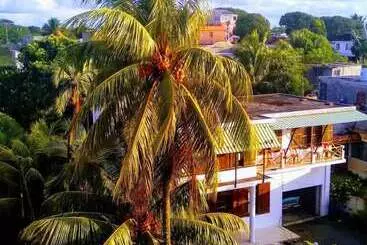 پانسیون Golden Shell Residence