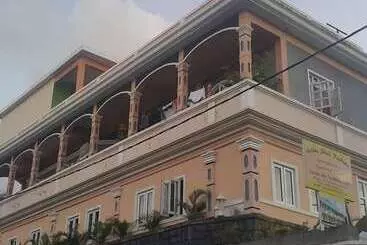 پانسیون Golden Shell Residence