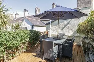 Mökkimajoitus Chwech