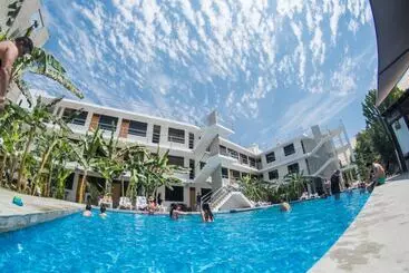 Hotel Carola Lodge
