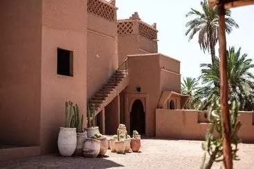 Majatalo Kasbah Ait Isfoul