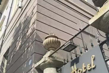 هتل Europa Varese