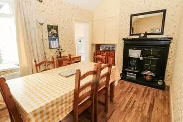 Coquet Cottage