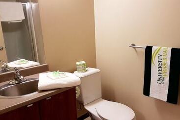 فندق صغير Backpacker College At The University Of Fraser Valley