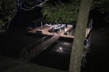 Bass And Baskets B&b