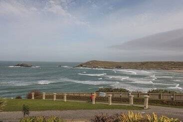 بيت ريفى Guillemot