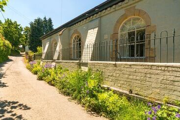 کلبه The Old Chapel