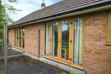 Mökkimajoitus Geryllan