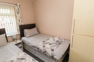 コテージ Megstone