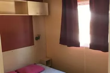 Hotelli Camping La Montagne