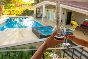 ホテル Colibri Boutique