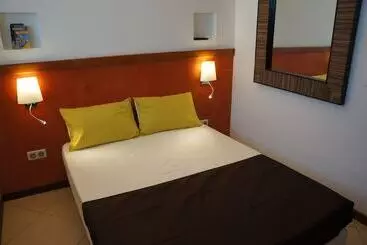 Hotel Hôtel Le Dronmi