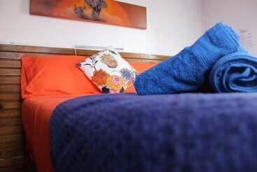 پانسیون Barrbra Bnb Over The Sea