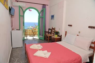 Отель Erofili Rooms