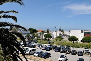 هتل Estalagem Zende