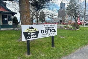 Chewelah Motel And Rv Park