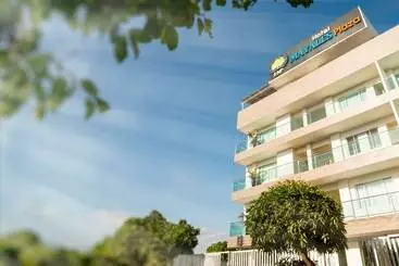 ホテル Mayales Plaza