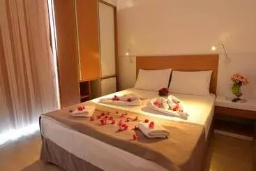 Bed & Breakfast Talay Pansiyon