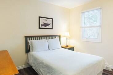 کلبه Georges Mountain Village