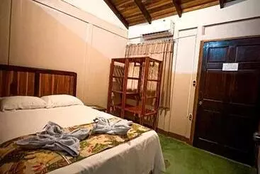 Hotelli Cabinas Tropicales
