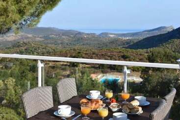 酒店 Hôtel Résidence U Nebbiu