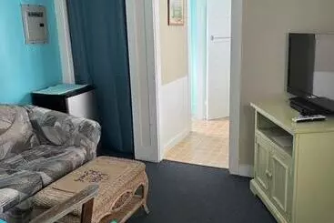 モーテル Pine View Lodge