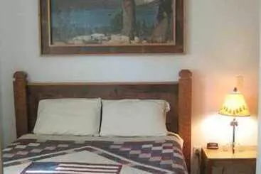 Mökkimajoitus Travelers Rest Lodge